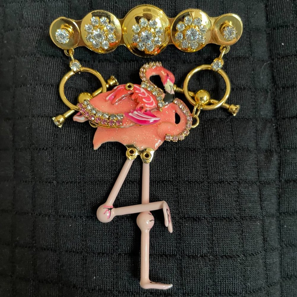 Bracelet or Pin Option - Picture 7 of 8